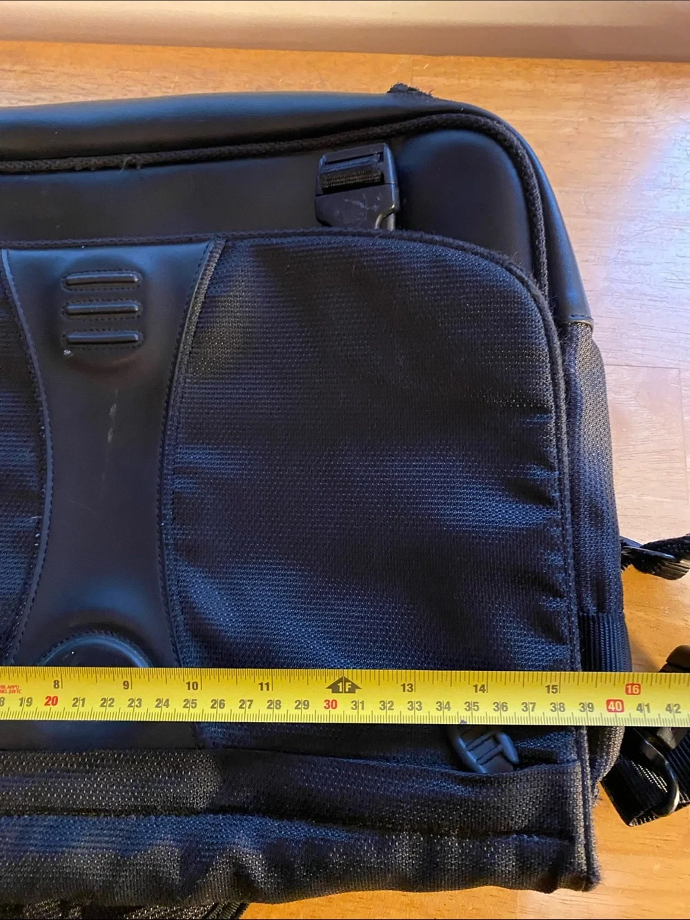 TUMI T2 Black Ballistic Nylon Carry On MESSENGER Bag Shoulder Laptop Tote 508C